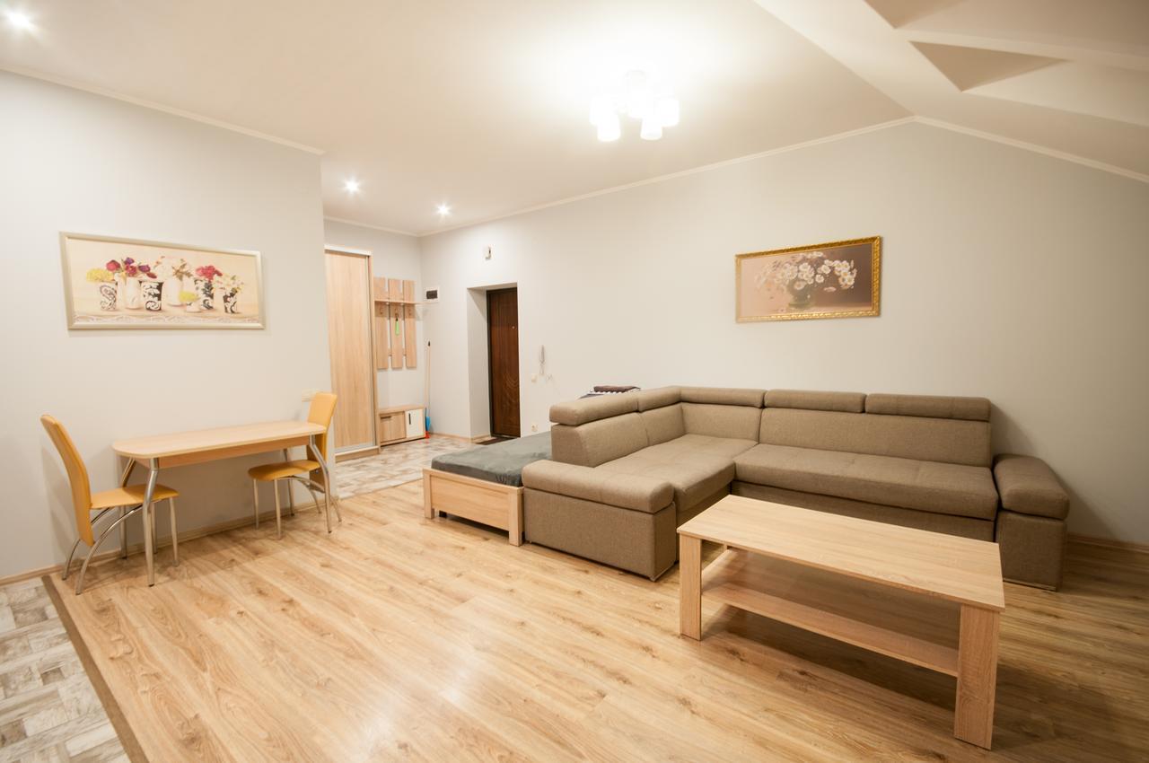 Wonderful Flat On City Center Uzjhorod Eksteriør billede